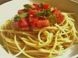 Spaghettis aux tomates crues