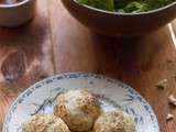 Petits pains au herbes fourrés au fromage (battle food#24)