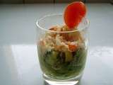 Petites verrines avocat - concombre - surimi