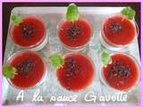 Panna cotta à la vanille et au coulis de fraises