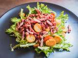 Salade frisée aux lardons