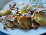 Oeufs poches sur salade tiede