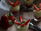 Verrines de fraises à la mousse de citron