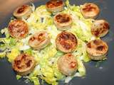 Boudin blanc aux figues sur endive et sucrine