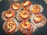 Gambas (crevettes) sur pancetta à la plancha