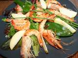 Salade de gambas, ail des ours, pomme