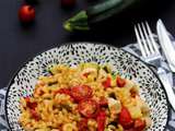 Risotto de coquillettes au poulet, chorizo, courgette et tomates cerises