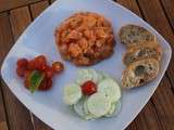 Assiette fraicheur : tartare de saumon & salade de concombre