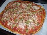 Pizza poivrons et tomates fraiches