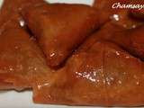 Briouates aux amandes ou triangles aux amandes