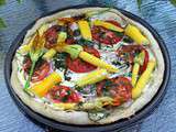 Pizza aux courgettes jaunes et aux fleurs de courgettes