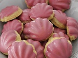 Madeleines en coque de chocolat Ruby