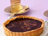 Tarte marbrée au caramel et chocolat