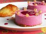 Mousse fruits rouges et fromage blanc sur lit de rhubarbe