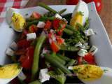 Salade d'haricots verts, tomates, œufs et feta