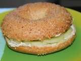 Bagel fromage frais et concombre