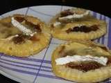 Tartelette confit d'oignon et brie