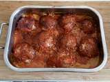 Boulettes de viande, sauce tomate et béchamelle