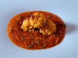 Boulettes lentilles corail et carotte à la sauce tomate