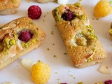 Financiers pistaches, amandes et framboises