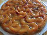 Tatin d'abricots au romarin