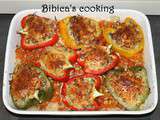 Poivrons farcis sur lit de riz aux tomates