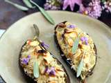 Aubergines farcis au poulet et sauge fraiche et son croustillant d'amandes