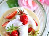 Crème anglaise végétale aux fraises façon ile flottante