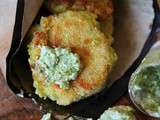 Croquettes de riz et fromage sauce verte au piment