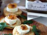 Mini blinis aux bouchons du Quercy et confiture de poire cannelle et éclats de noix