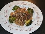 Boeuf Stroganov et broccoli