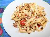 Penne épicées aux poivrons, tomates confites et terrine de lapin