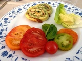 Roulé aux épinards et fromage blanc, tomates du jardin