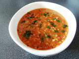 Soupe de lentilles corail au miso et au curry panang