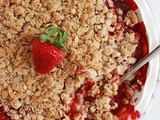 Crumble aux fraises et flocons d’avoine