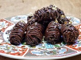 Cigares bouchnikha au chocolat, aux cacahuètes et aux épices