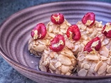 Ghriba aux amandes et framboise au sirop de citron