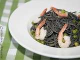 Spaghettis noirs aux petits pois et crevettes