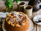 Gâteau au lait concentré, coco et bananes caramélisées