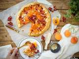 Tarte rustique aux abricots et groseilles