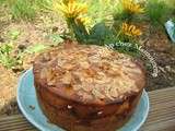 Gâteau aux fruits variés et à la crème fraîche