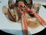 Langoustines, amandes de mer, c.s.j. sur nid de riz et lamelles de carotte et Joyeux Halloween