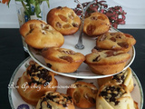 Petits gâteaux aux raisins moelleux et secs et aux noisettes et noix, balade à saint Malo