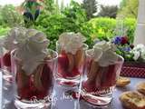 Verrines mignardisées (pâte Mamounette) aux fraises gariguette bretonnes et chantilly maison, joyeuses pâques