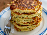 Pancakes salés aux courgettes et mozzarella