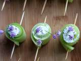 Petits roulés de concombre au Carré frais ail, fines herbes et échalotes