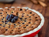 Tarte amandine aux raisins et à la cannelle