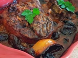 Veau (osso bucco) mijoté aux pruneaux et aux poireaux