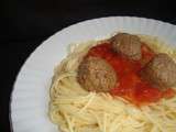 Spaghetti alla salsa di pomodoro ( à la sauce tomate )