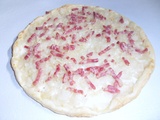 Tarte aux oignons et aux lardons façon flammekueche